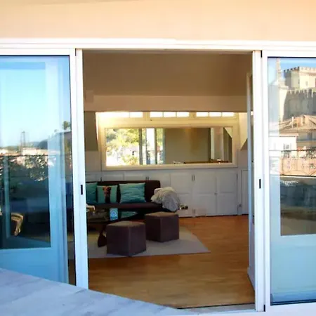 Apartment Magnifique De Charme Avec Vue Sur Le Palais Des Papes A Wifi Gratuit *
